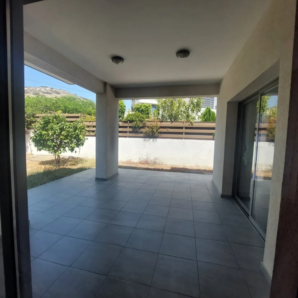 House Agios Tychonas - Outdoor