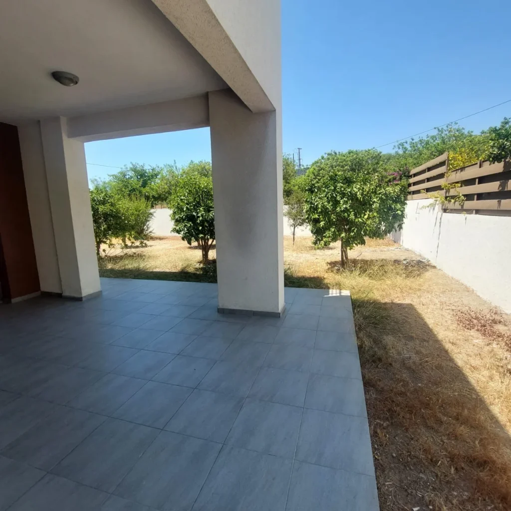 House Agios Tychonas - Outdoor